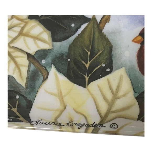 Beautiful Merritt Melamine Holiday Serving Tray Snow White Floral Cardinals 15" - Picture 2 of 6